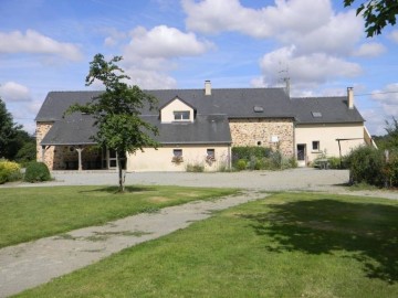 GITE DE GROUPE LA GAVELLERIE Group accommodation France