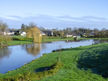 La Bazouge des Alleux