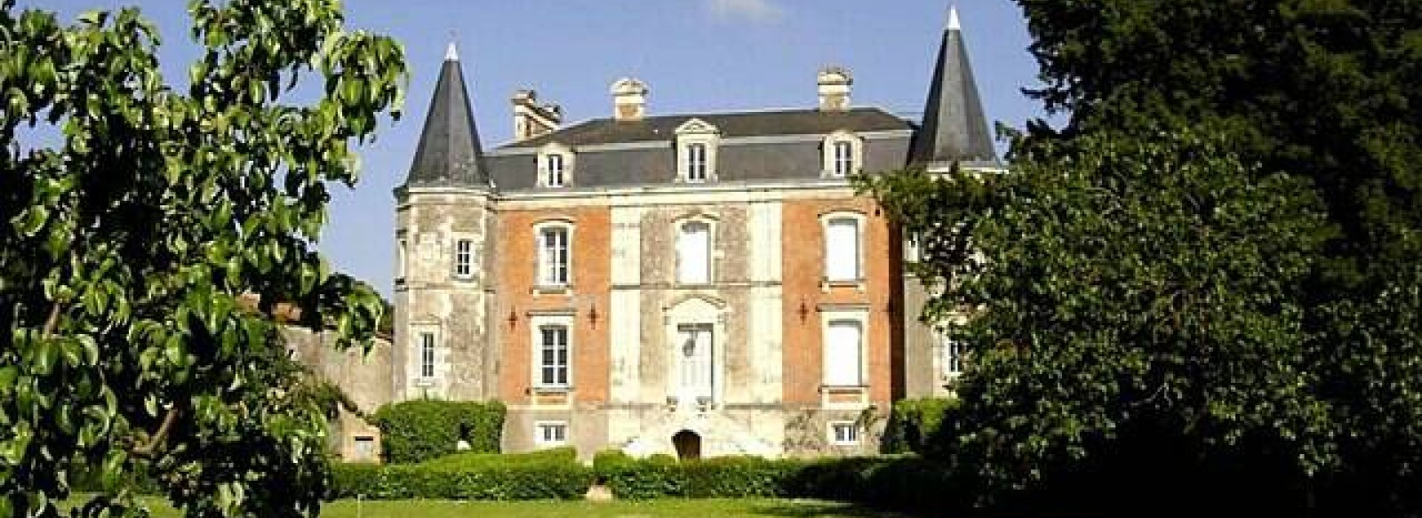 JEP -  CHATEAU DE MOUZEUIL SAINT MARTIN