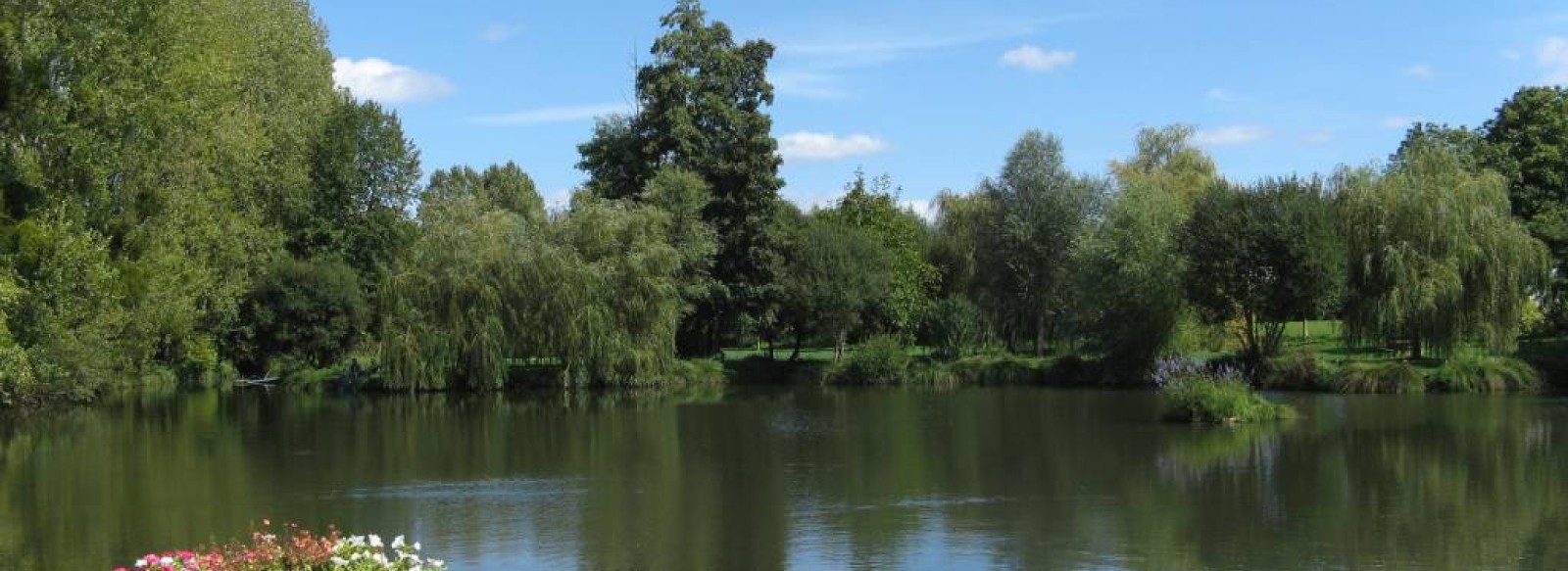 PLAN D'EAU DE LE GUEDENIAU