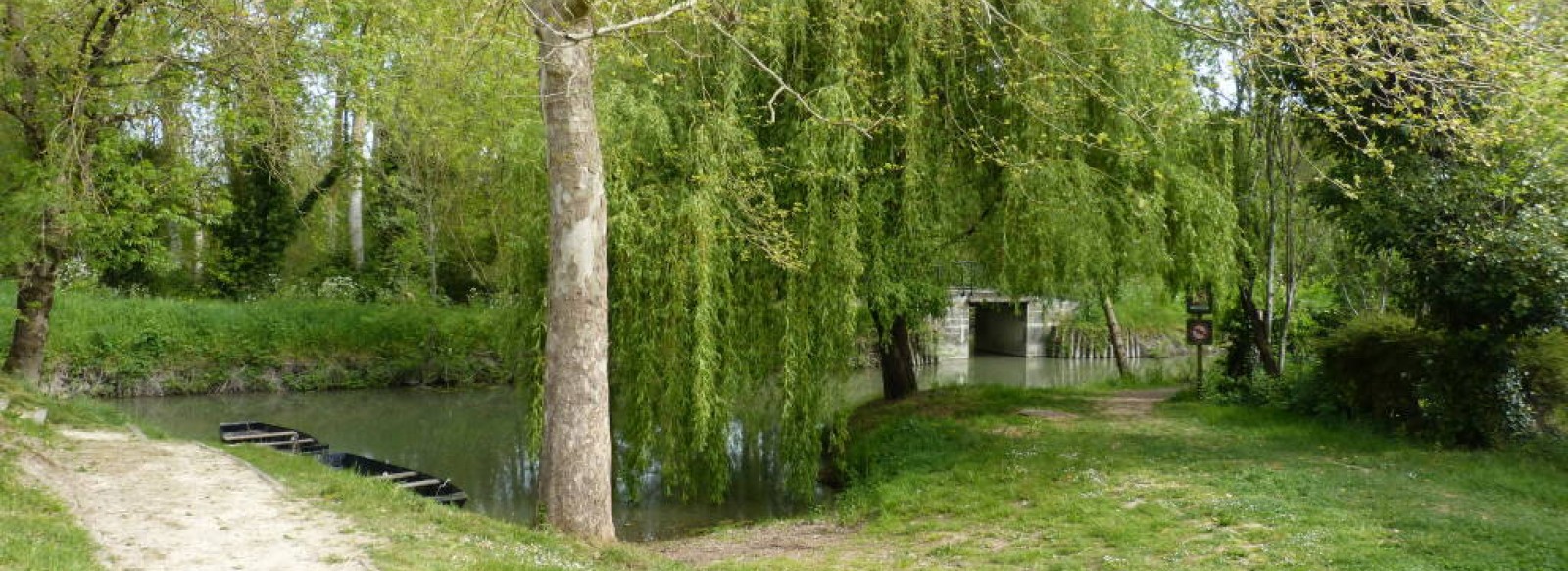 AIRE DE PIQUE-NIQUE - RUE DU MARAIS