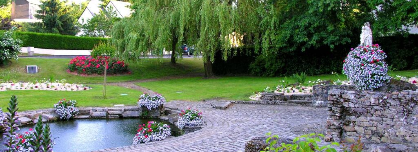 FONTAINE SAINT-MARTIN