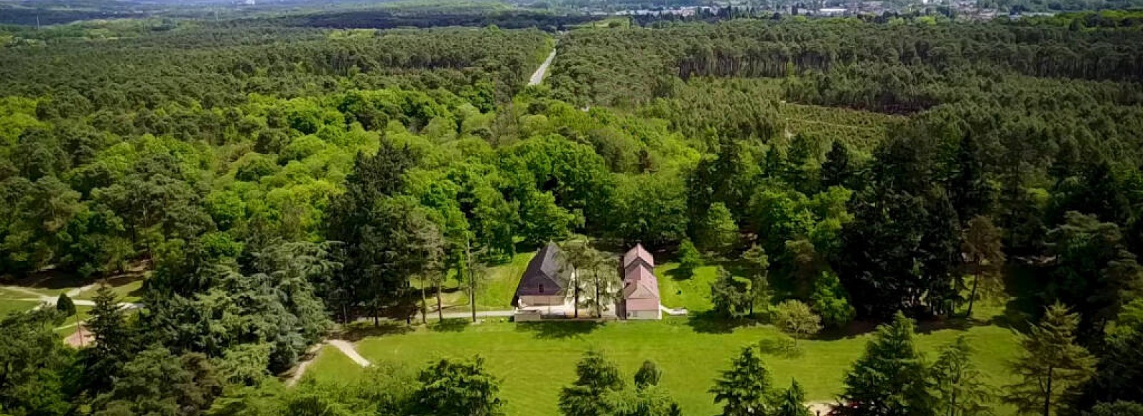 MAISON DE LA FORET ARCHE DE LA NATURE Zoos and activities for